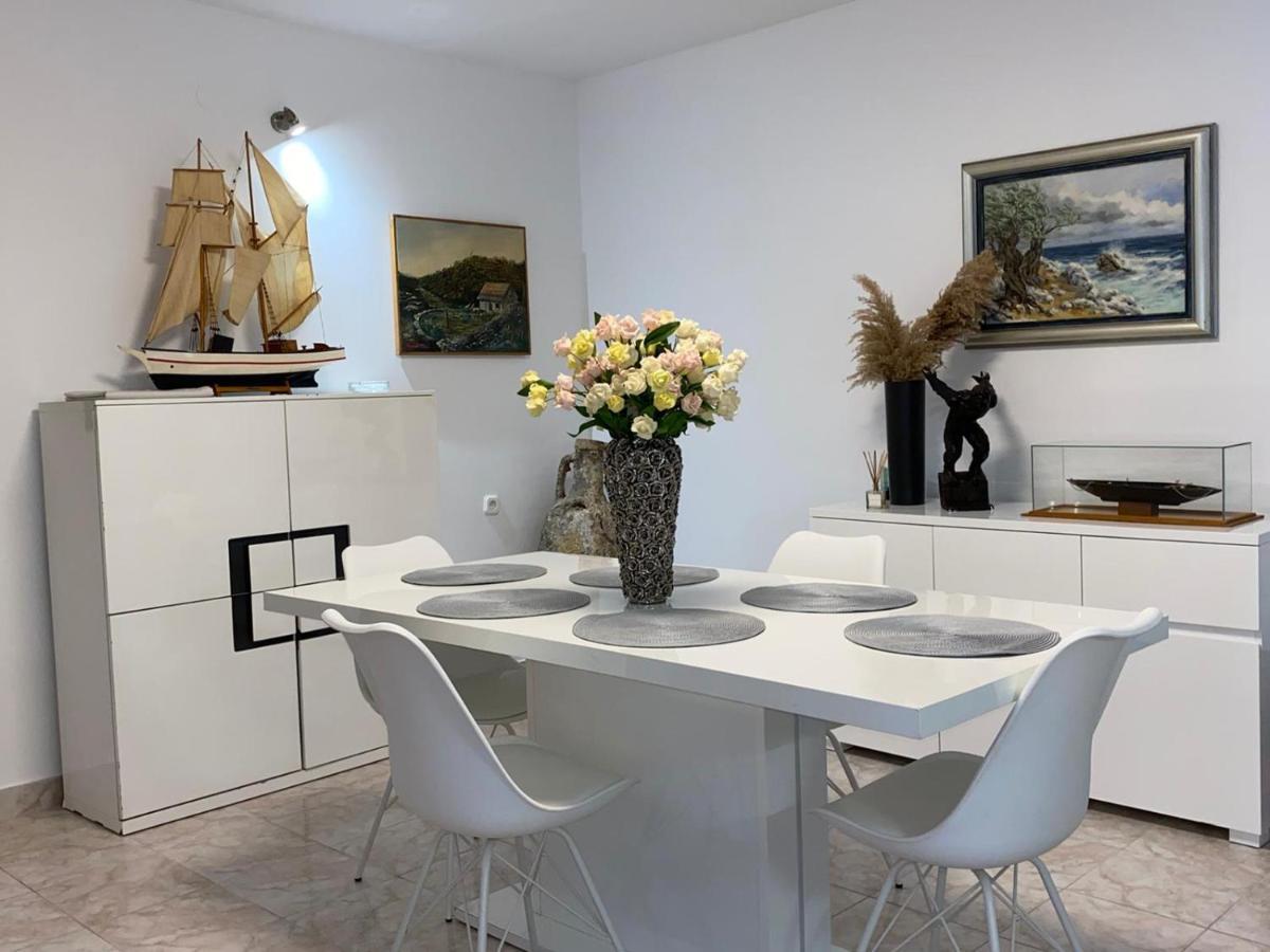 Beach Apartments Mika Lokva Rogoznica Eksteriør bilde